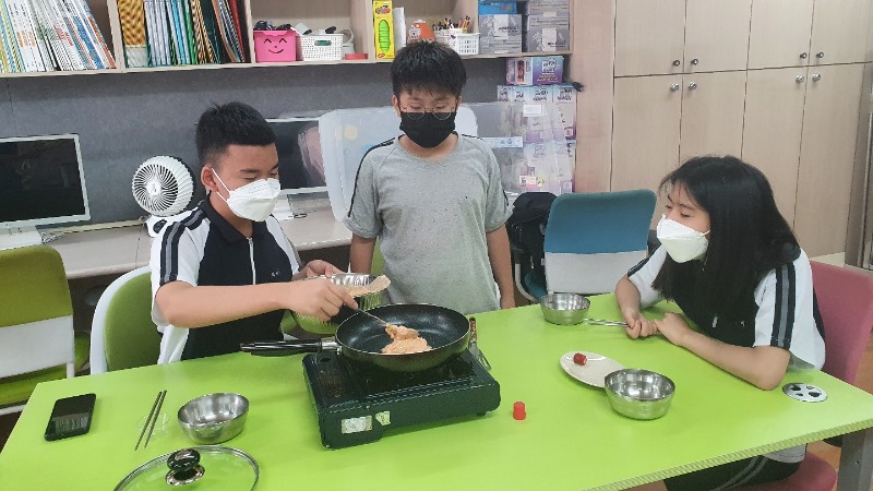 KakaoTalk_20210629_105053538_06.jpg