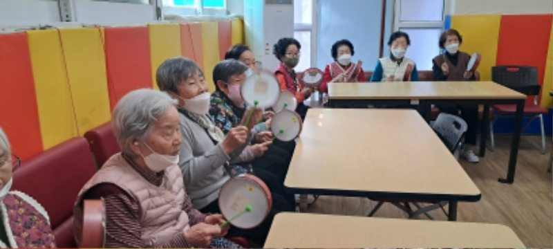 음악치료 2.jpg