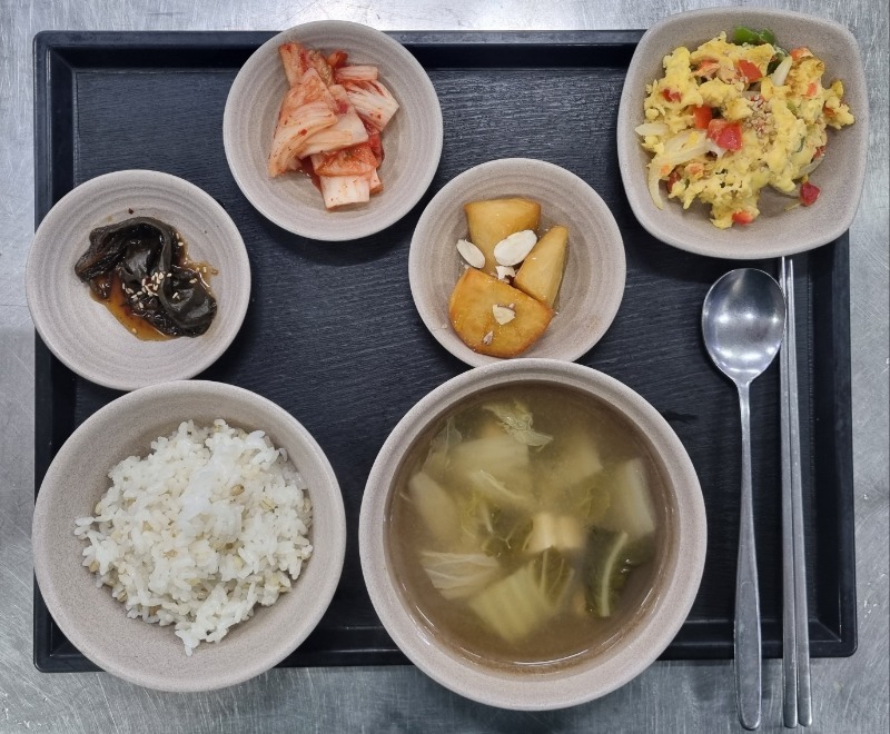 1dnjf 9 석식.jpg