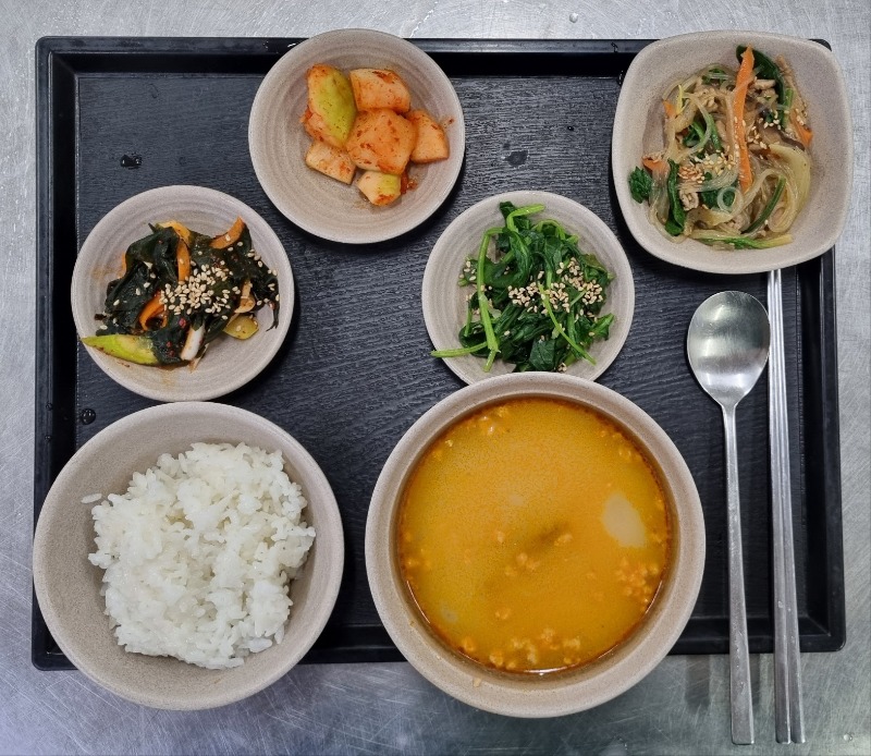 20 석식.jpg