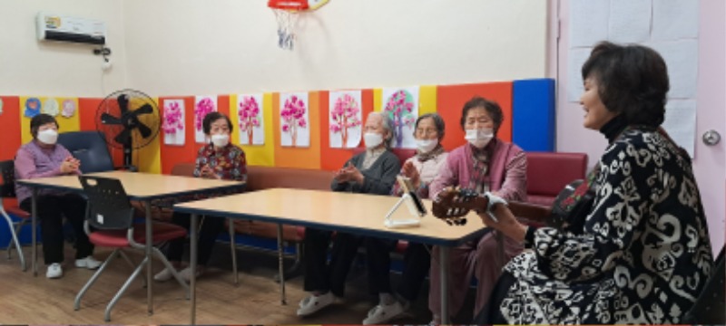 웃음치료 4.jpg