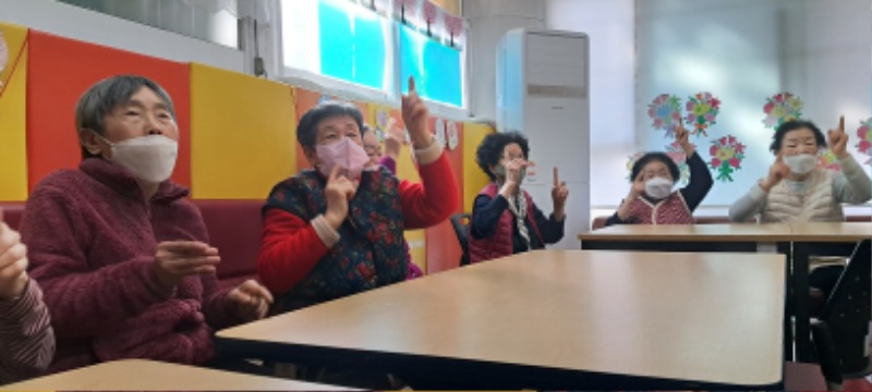 웃음치료6.jpg
