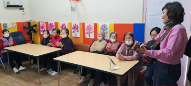 2월 19일 웃음치료 (4).jpg