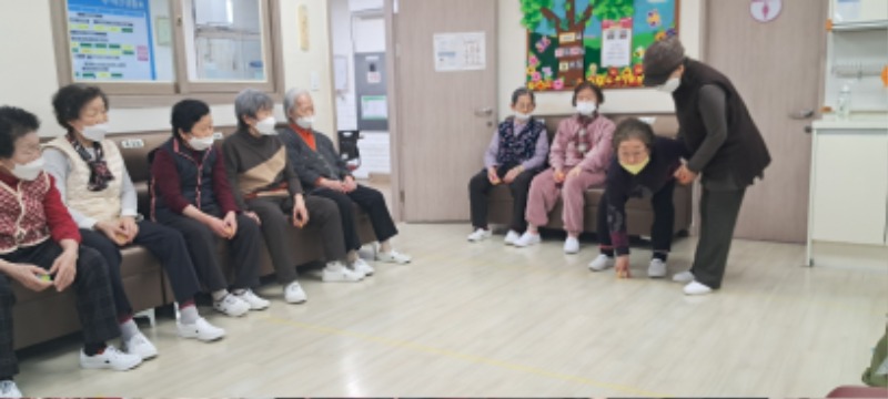 24인지놀이치료3.jpg