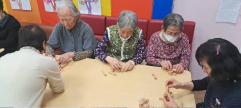 인지놀이치료1.jpg