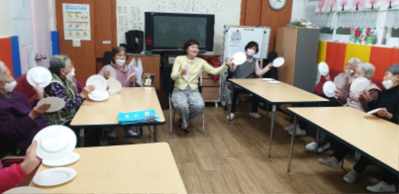 웃음2.jpg
