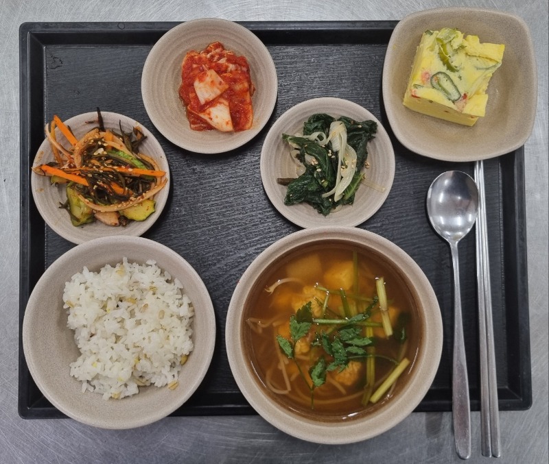 4.27 석식.jpg