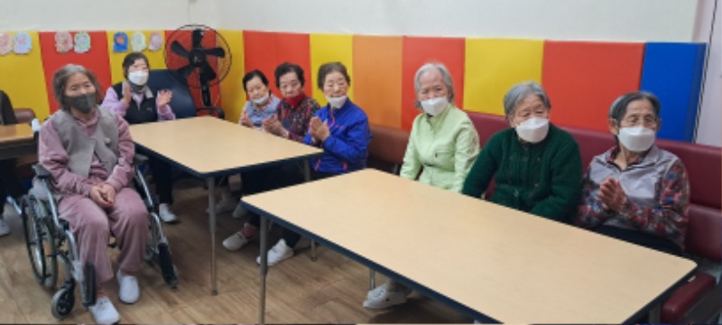 KakaoTalk_20250425_112455295_03.jpg