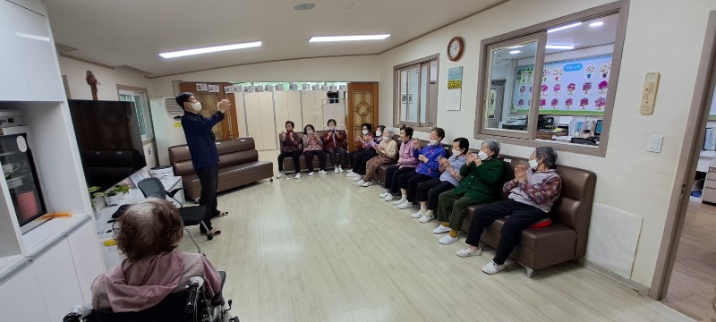 KakaoTalk_20250425_143558396_03.jpg