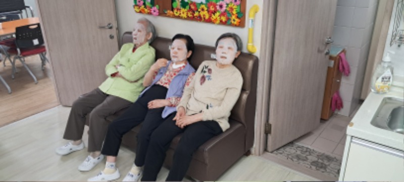 KakaoTalk_20250425_152200479_03.jpg