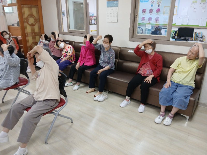 KakaoTalk_20250611_141414219_02.jpg