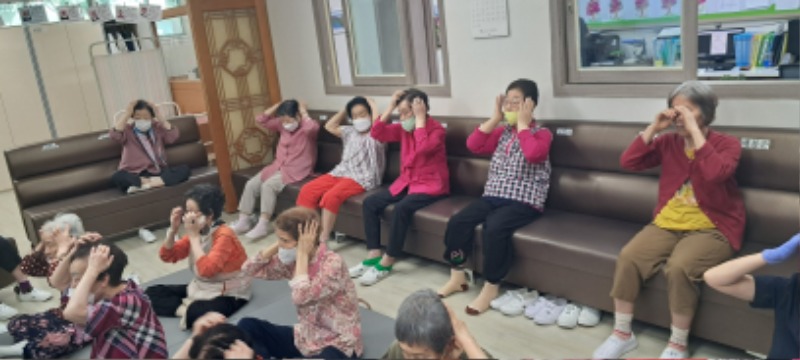 KakaoTalk_20250612_141525833_03.jpg