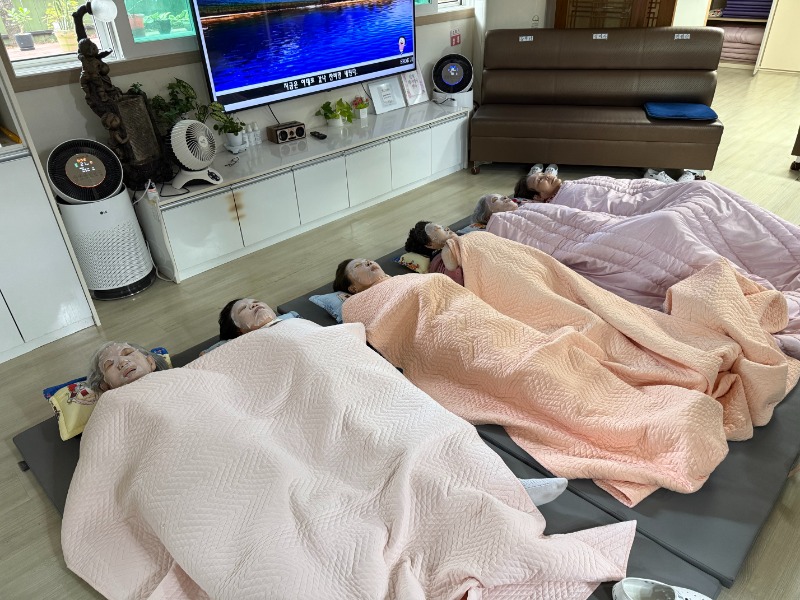 6.27 아로마 실버뷰티 1.jpg
