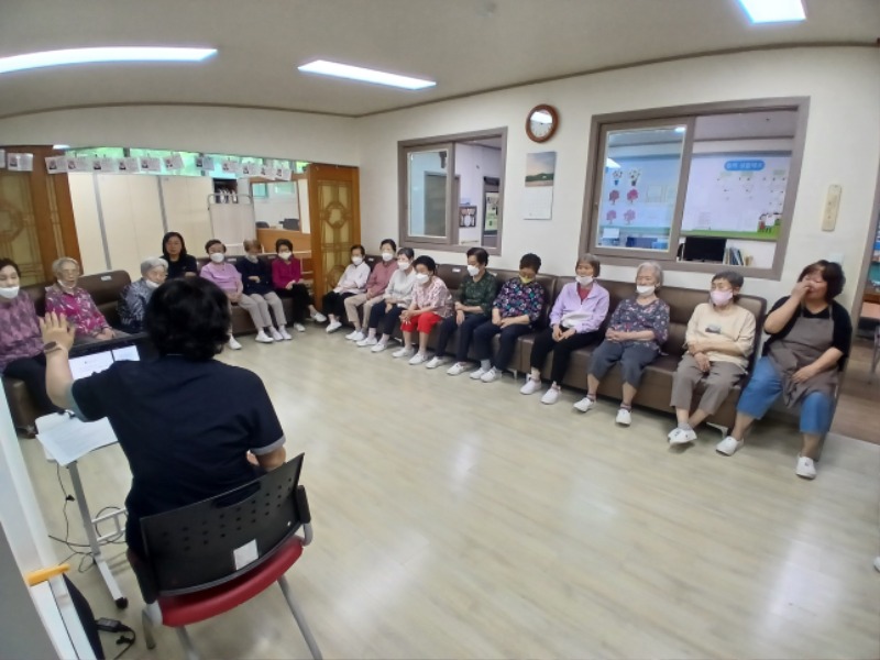 7.2 배변 및 탈수 예방 교육1.jpg