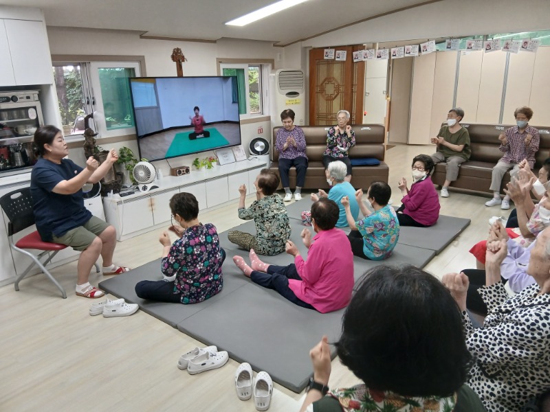 7.3 멧돌체조3.jpg