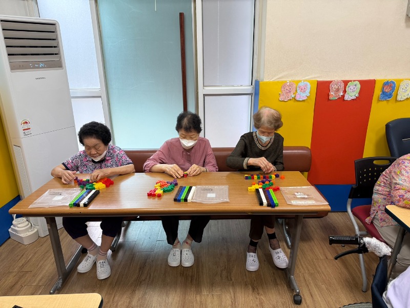7.7 인지놀이치료2.jpg