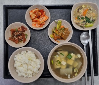 7.4 중식.jpg