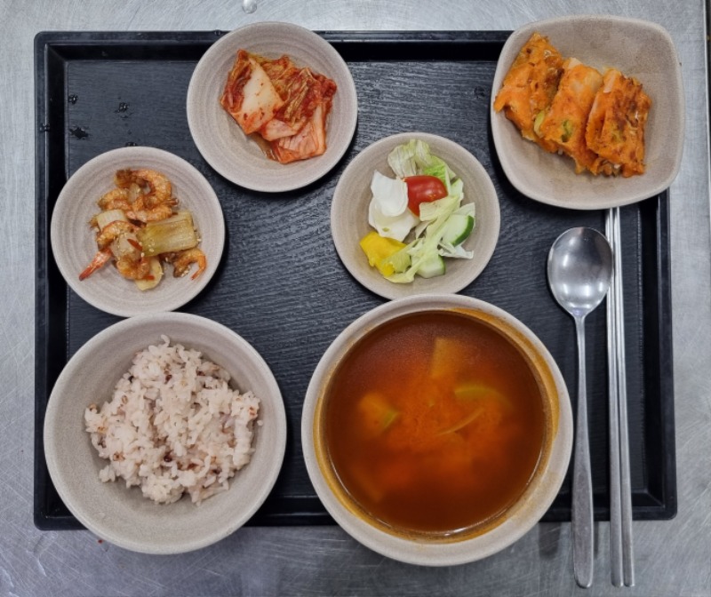8.5 석식.jpg