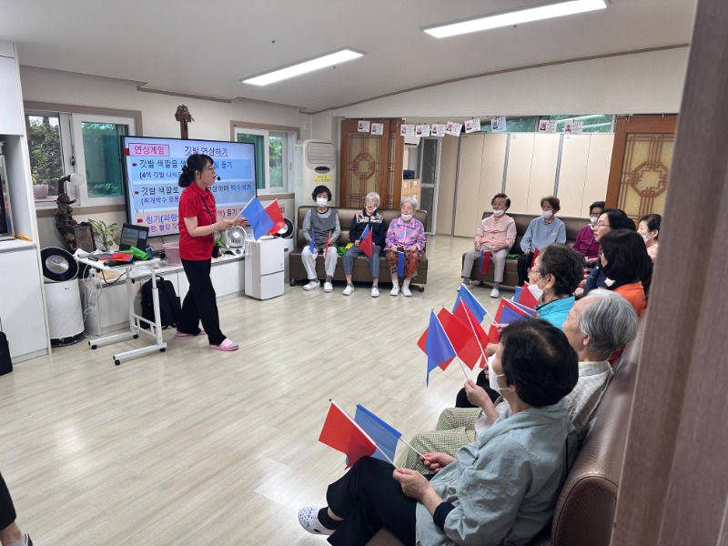 KakaoTalk_20250918_160428003_01.jpg