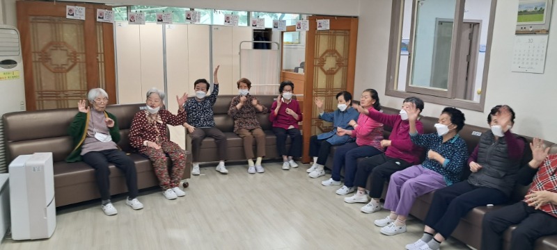 10.15 실버체조3.jpg