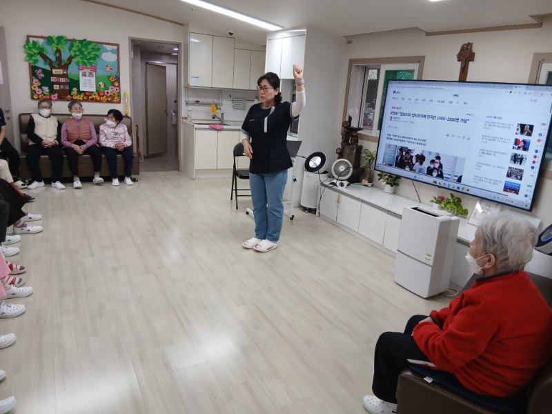 10.22 세상뉴스전하기3.jpg
