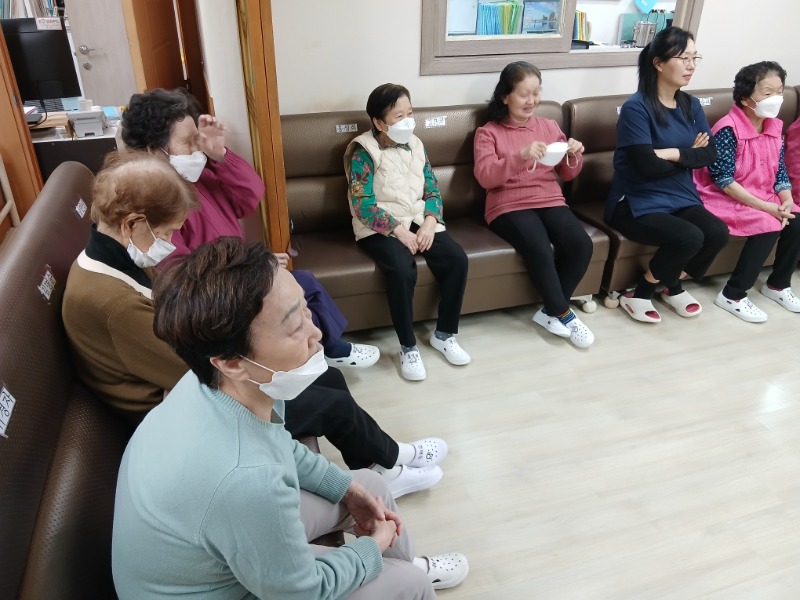 10.29 세상뉴스전하기2.jpg