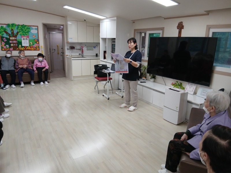 10.29 세상뉴스전하기3.jpg