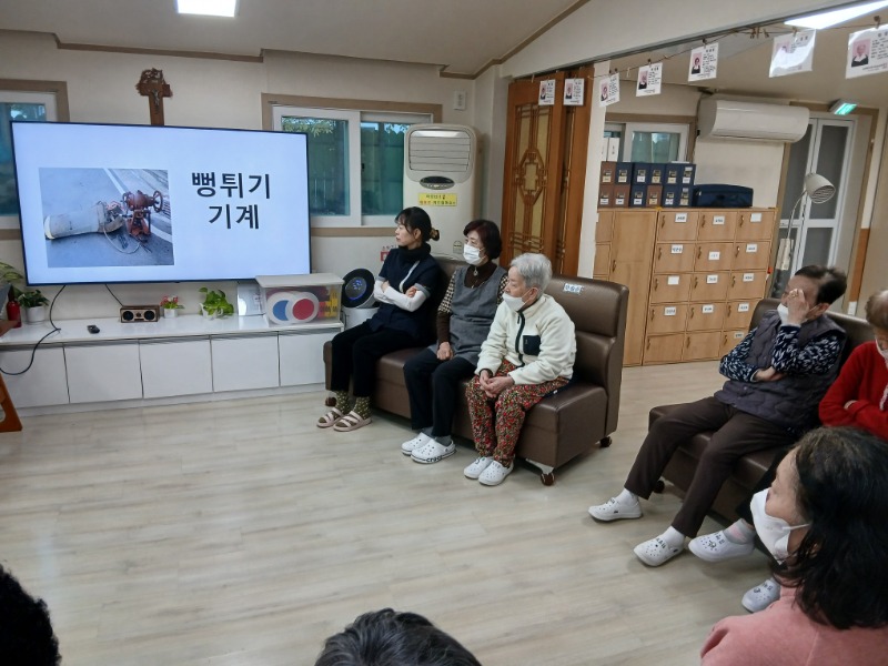 인지도구활동 (2).jpg
