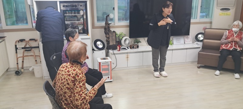 KakaoTalk_20251204_103751298_03.jpg