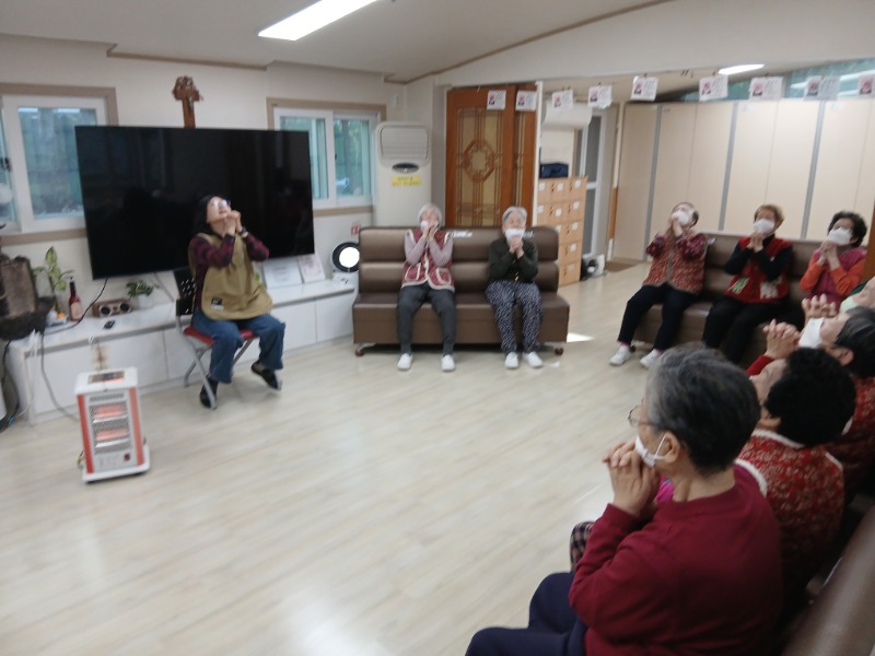 12.8 밴드2.jpg
