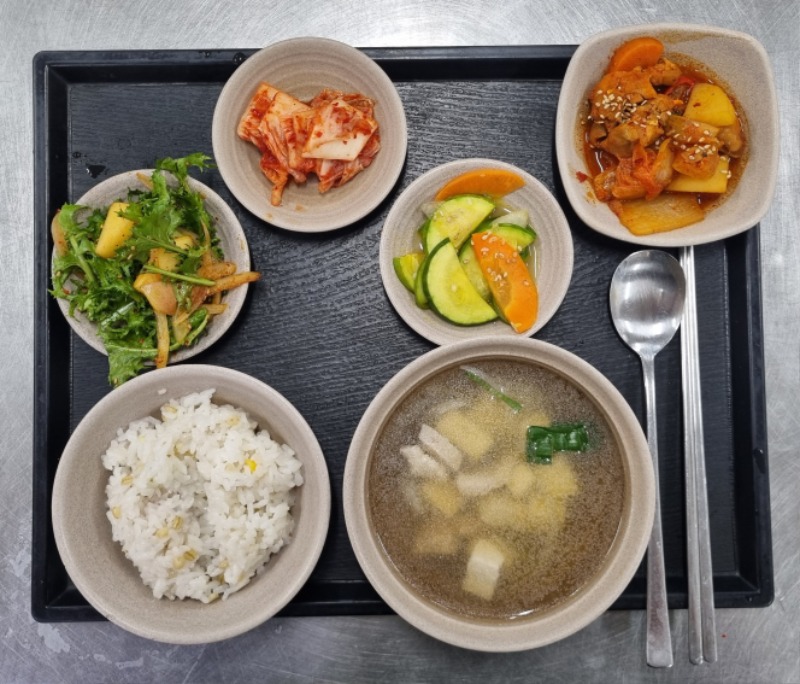 12.9 석식.jpg