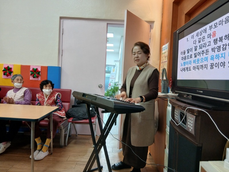 12.12 음악2.jpg