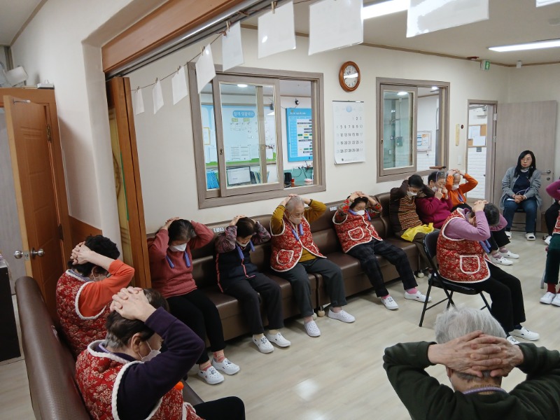 1.12 밴드2.jpg