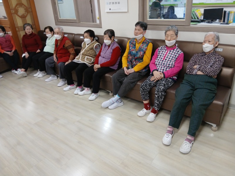4.2 세뉴전3.jpg