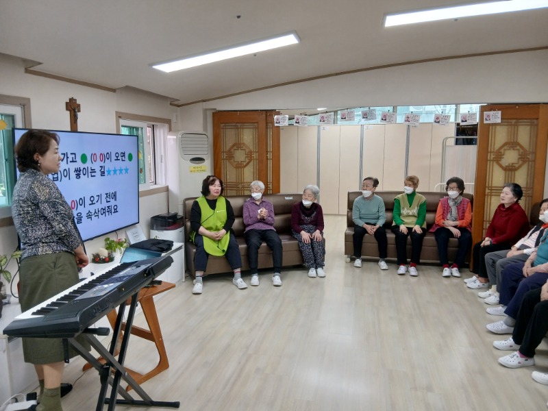 4.3 음악3.jpg