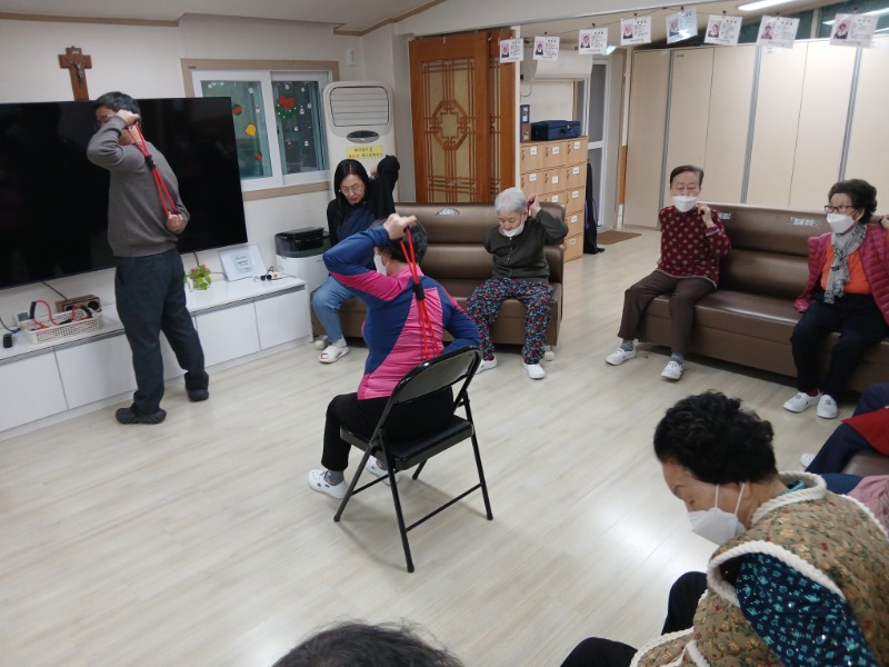 4.6 밴드2.jpg