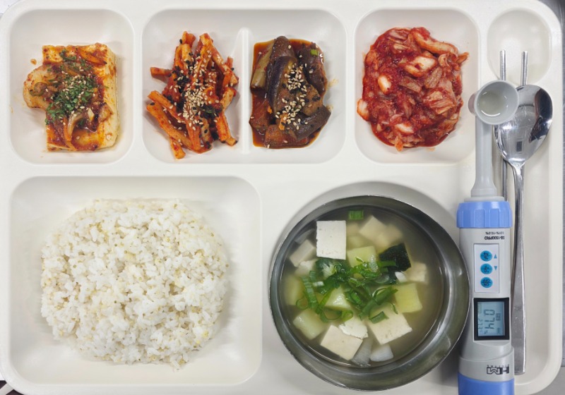 7.6 석식.jpg