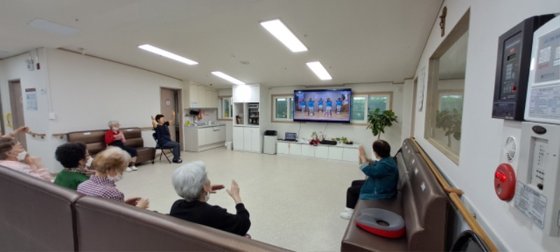 7.25 건스1.jpg
