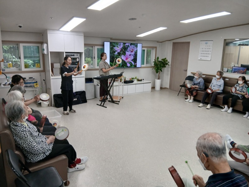 7.31 음악3.jpg