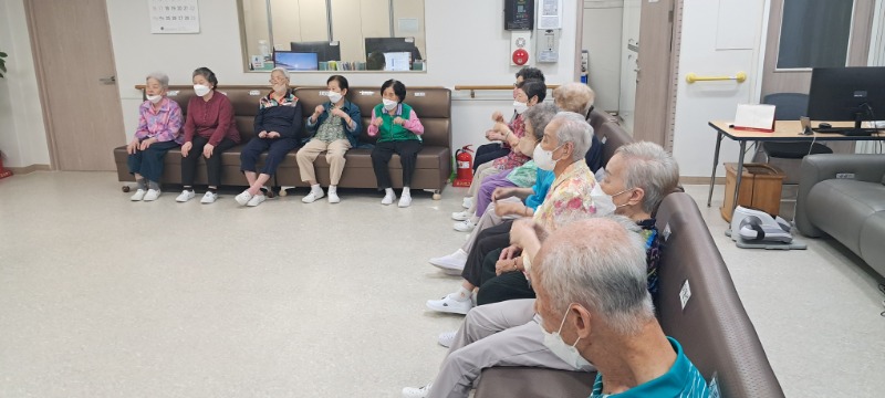 8.24 인놀치2.jpg