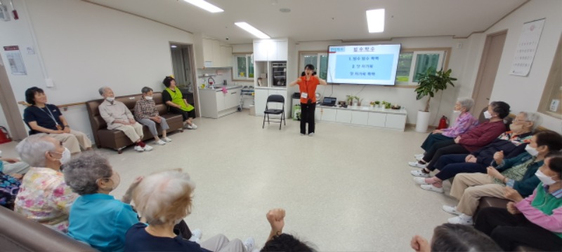 8.24 인놀치3.jpg