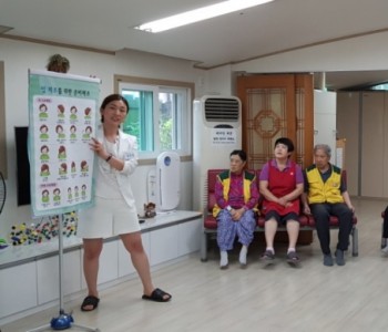 2018년 7월 3일 어르신 치과진료 이미지